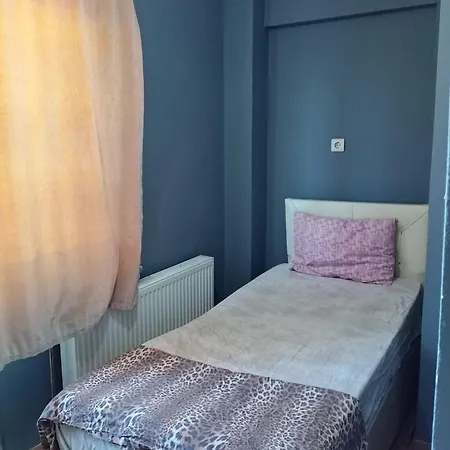 4-bedroom With River View, Garden, And 24 7 Self Check-in Сasa de vacaciones *